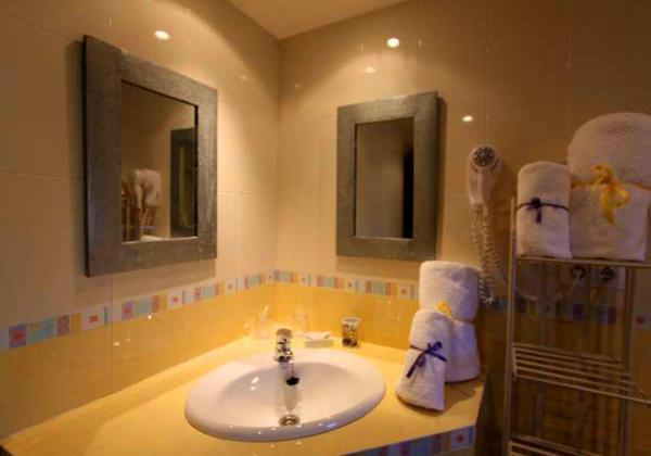 Hotel Rural La Aldea Encantada Quintanilla del Monte de Rioja Номер фото